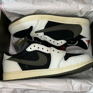 TRAVIS AIR JORDAN 1 LOW ‘OLIVE’